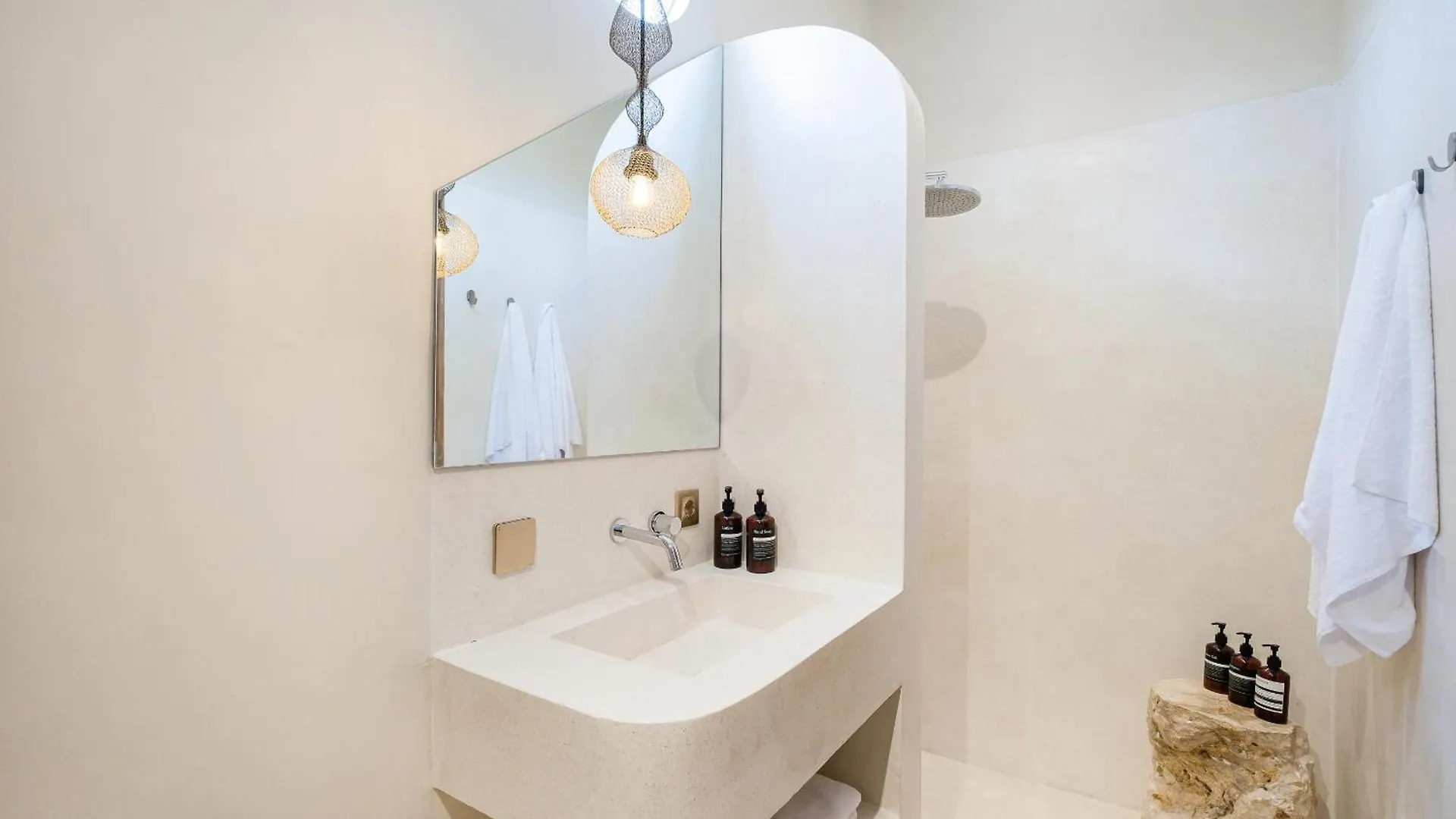 Miid Villa Balangan 울루와뚜