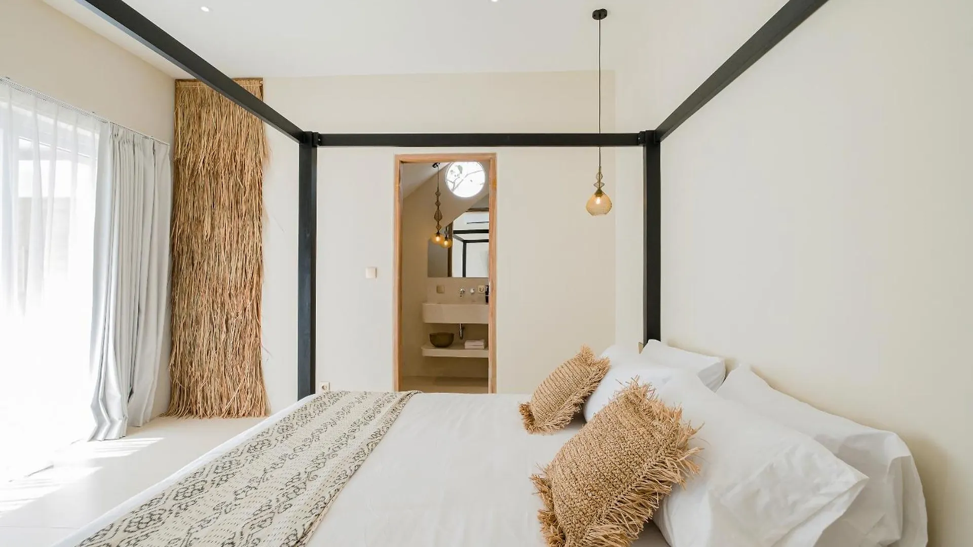 Miid Villa Balangan Uluwatu  Indonesia